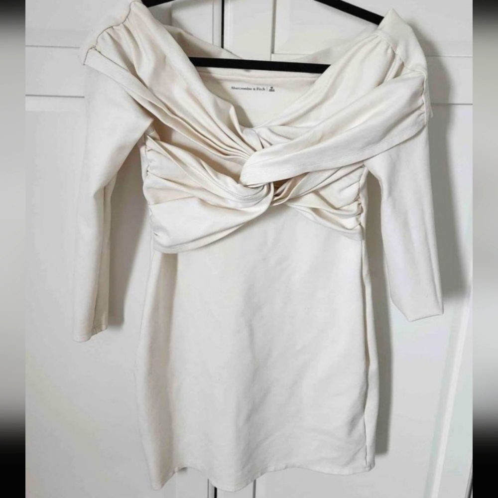 ABERCROMBIE white longsleeve dress, Size M